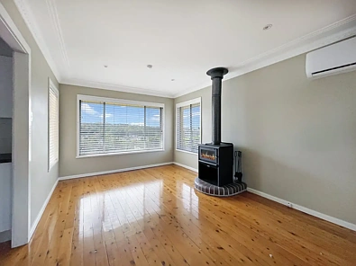 10 Bellevue Crescent, Cardiff, NSW 2285, 3 कमरे, 1 बाथरूम, House