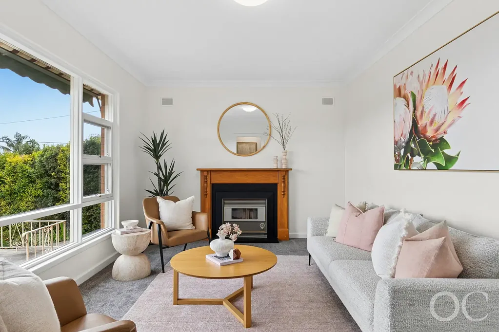 Morphett Vale 3침실 Open the Door to Flexible Family Living / Close the Door on One Dimensional Homes