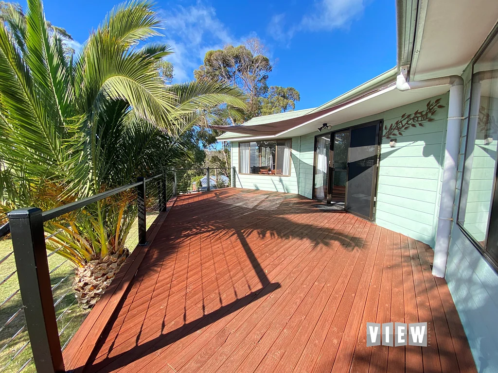 1 Andrews Court, Binalong Bay, TAS 7216