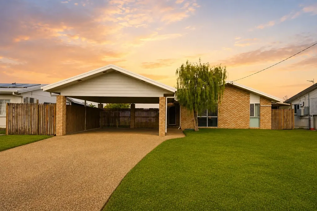 16 Amber Avenue, Rasmussen, QLD 4815, 3 Bedrooms, 2 Bathrooms, House