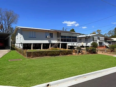 बाहरी क्षेत्र - 8 Cross Street, Raceview, QLD 4305