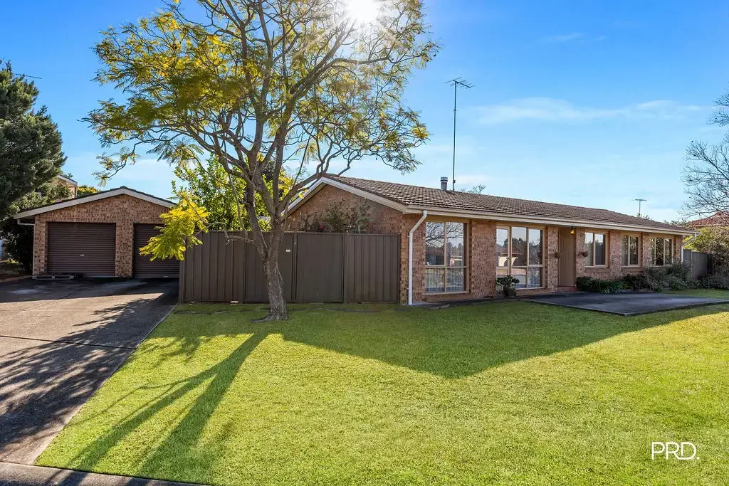 Emu Plains 4 Slaapkamer Family Living or development potential in a prime location