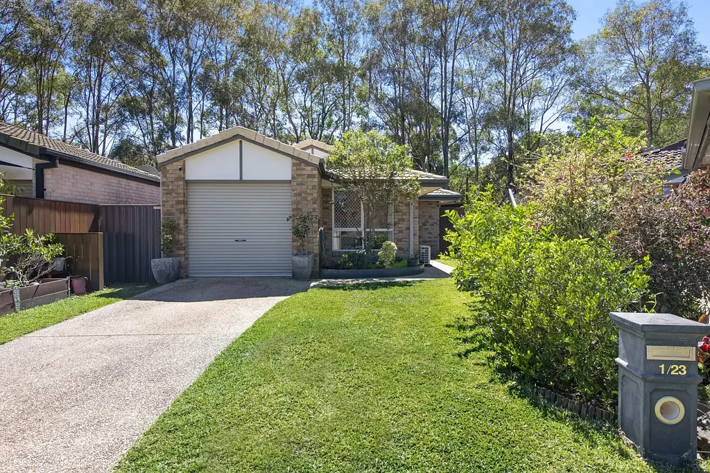 Currumbin Waters 3ਬੈੱਡਰੂਮ Freestanding, Renovated & Ready to Enjoy!