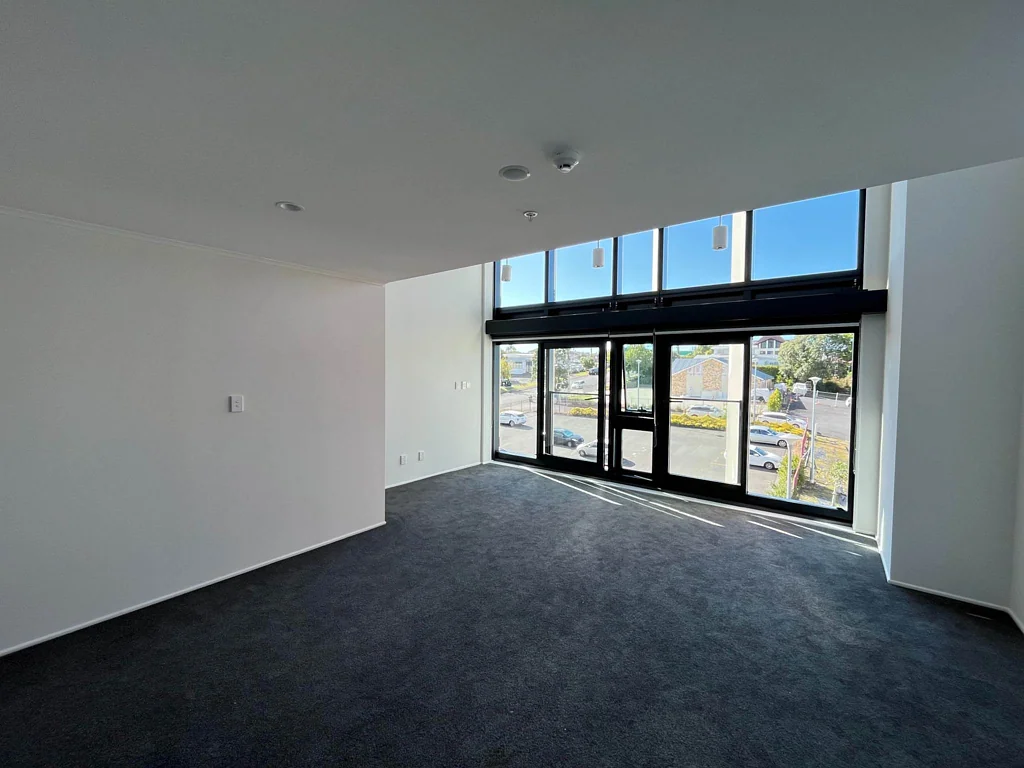 1-Bedroom  Home with Lifestyle !