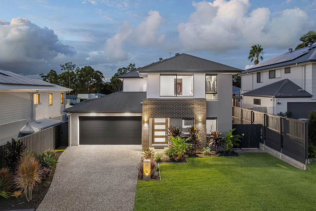 15 Desertrose Crescent, Bridgeman Downs, QLD 4035