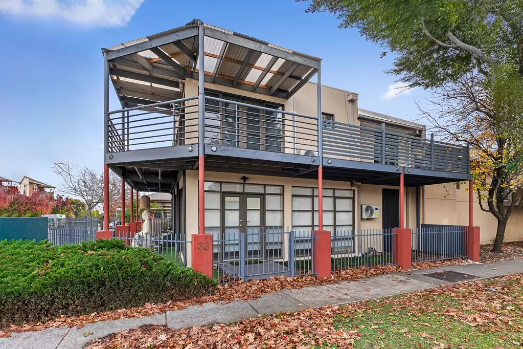 Maribyrnong 5ਬੈੱਡਰੂਮ Spacious & Versatile house in Prime Maribyrnong Location