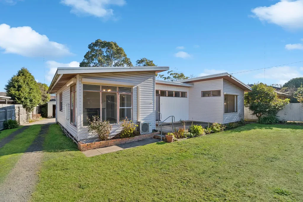 29 Church Street, Colac, VIC 3250