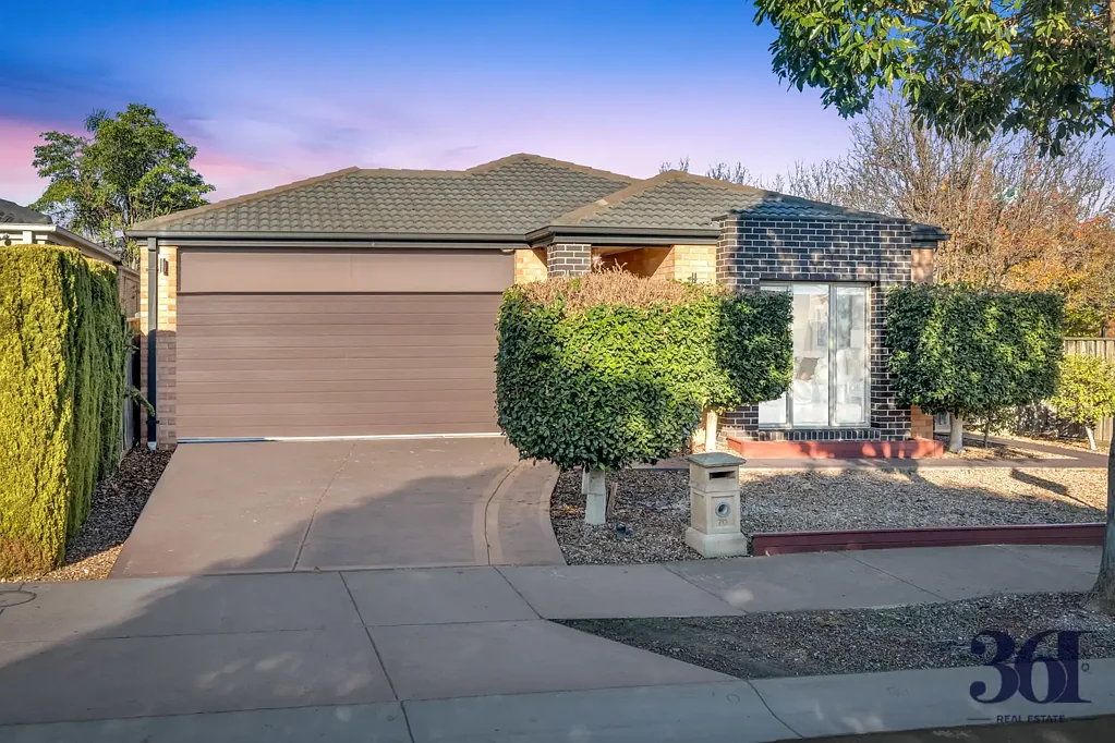 Williams Landing 3 Bedroom GREAT LOCATION WITH SEAMLESS CONNECTIVITY!!!