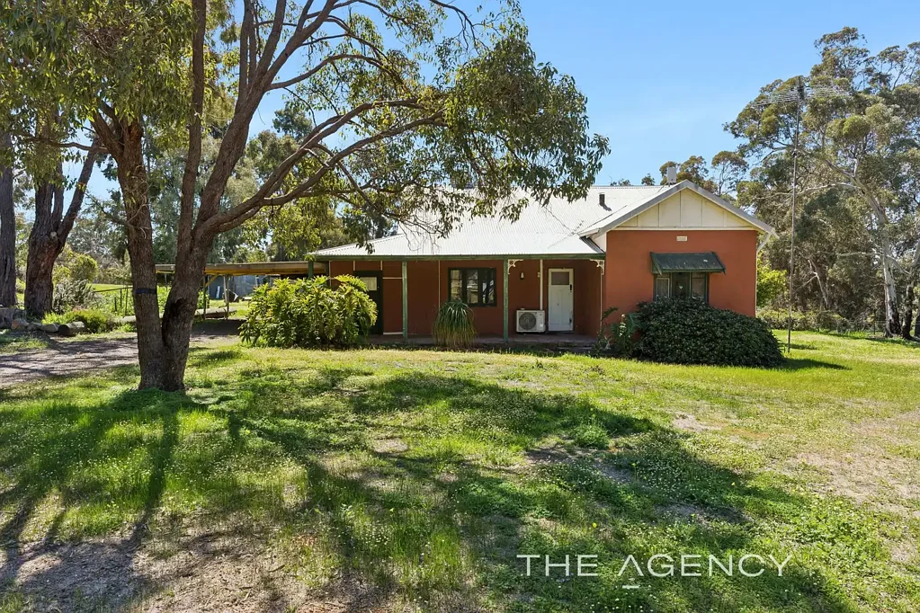 26 Valencia Lane, Bakers Hill, WA 6562
