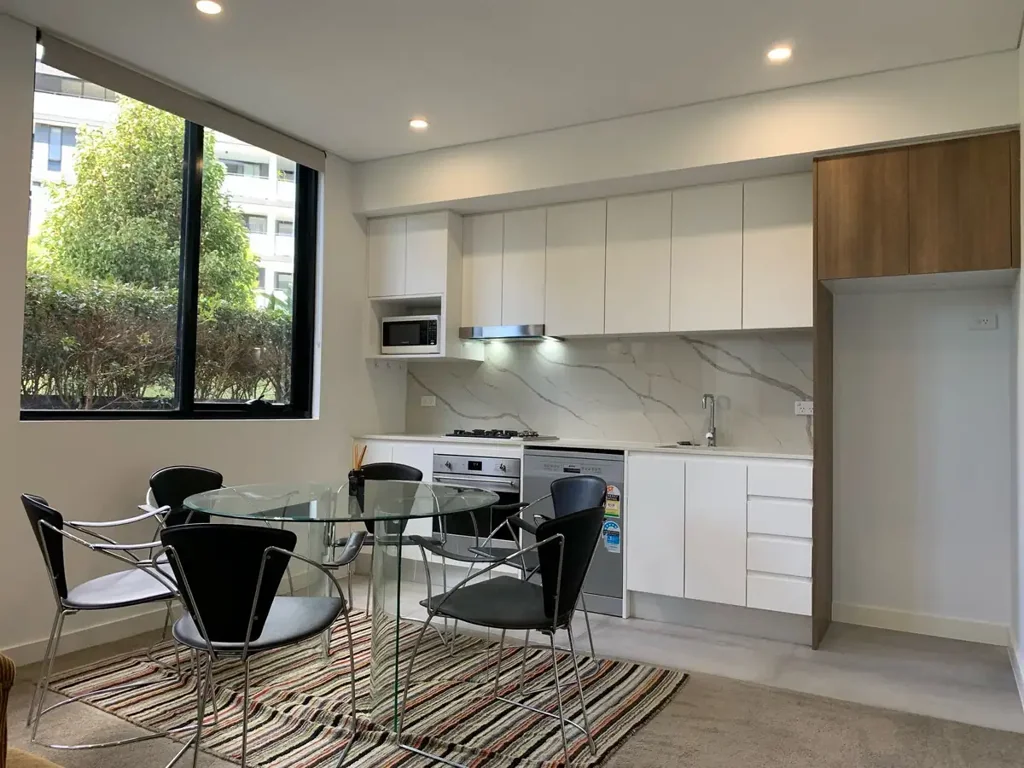 Partly Furnished One Bedroom Apartment in Vicinity Point