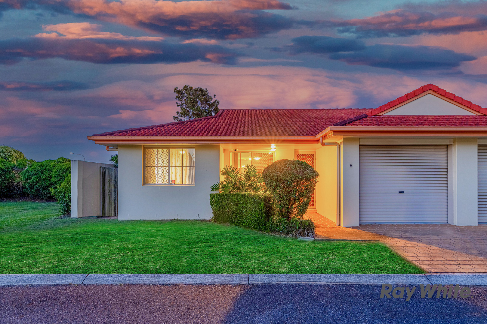 196 HELLAWELL RD, SUNNYBANK HILLS QLD 4109, 0 Bedrooms, 0 Bathrooms, Townhouse