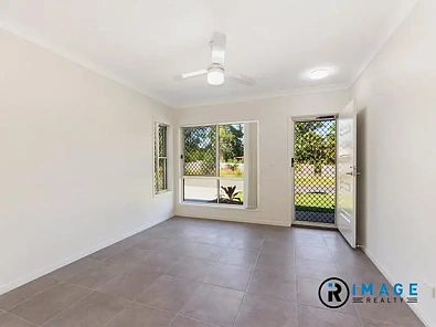 1 & 2/9 Barkala Avenue, Loganlea, QLD 4131, 6房, 4浴, Apartment
