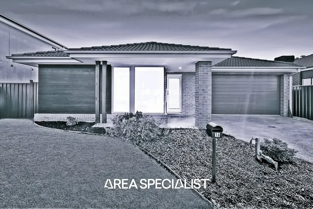16 Bremer Circuit, Keysborough, VIC 3173