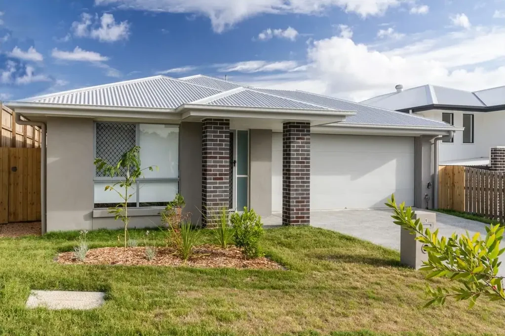 9 Islay Street, Spring Mountain, QLD 4300
