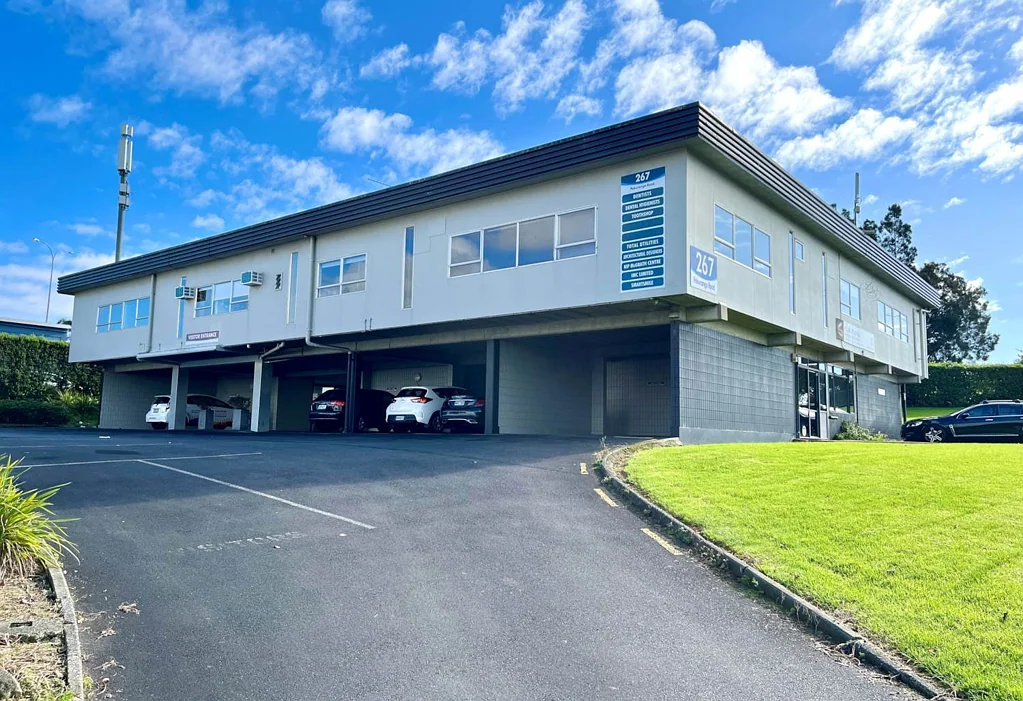 Pakuranga 76M² OFFICE FOR LEASE
