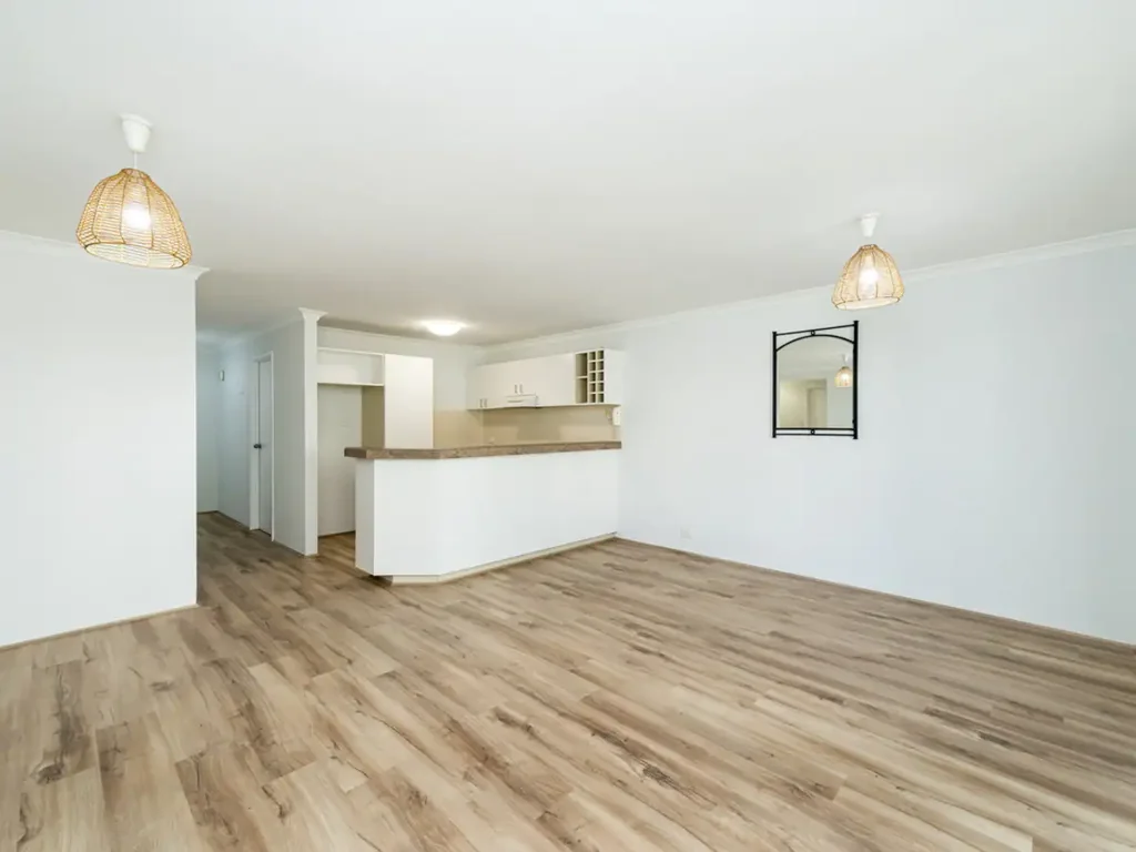 Modern & Spacious 3-Bedroom Apartment in the Heart of East P