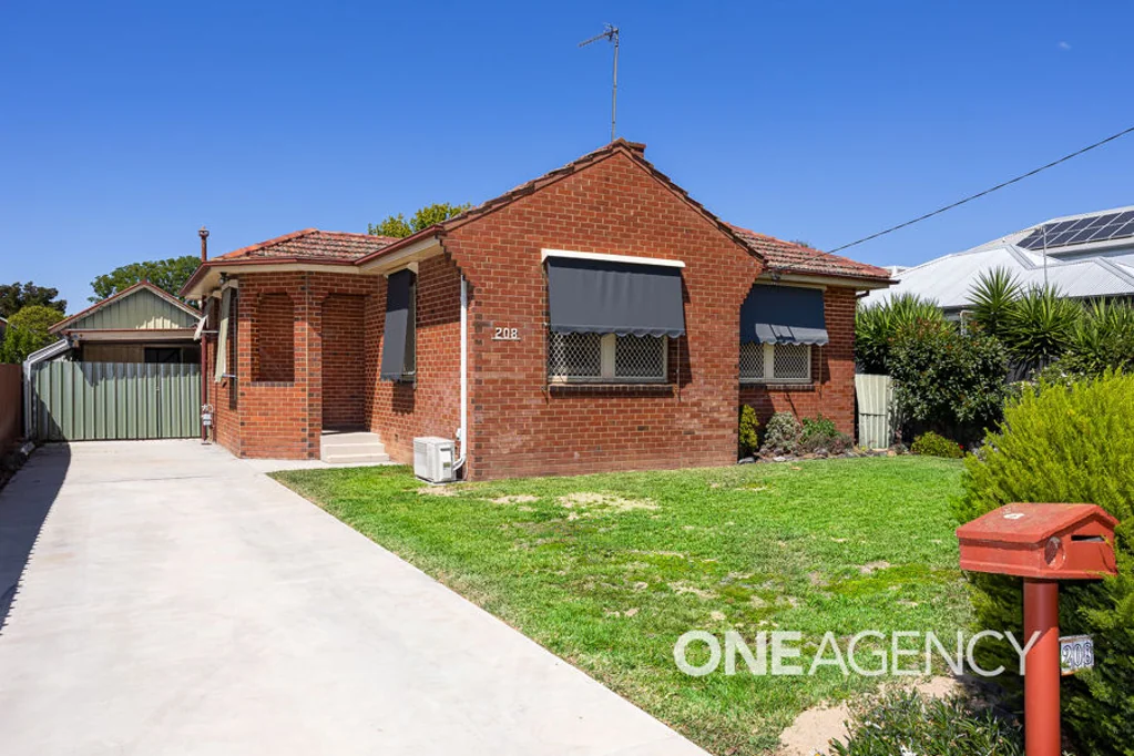 208 KINCAID STREET, Wagga Wagga, NSW 2650