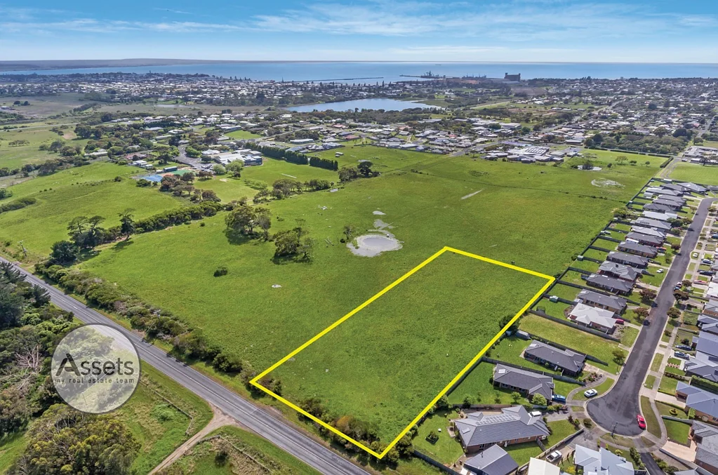 Portland Location with Possibilities