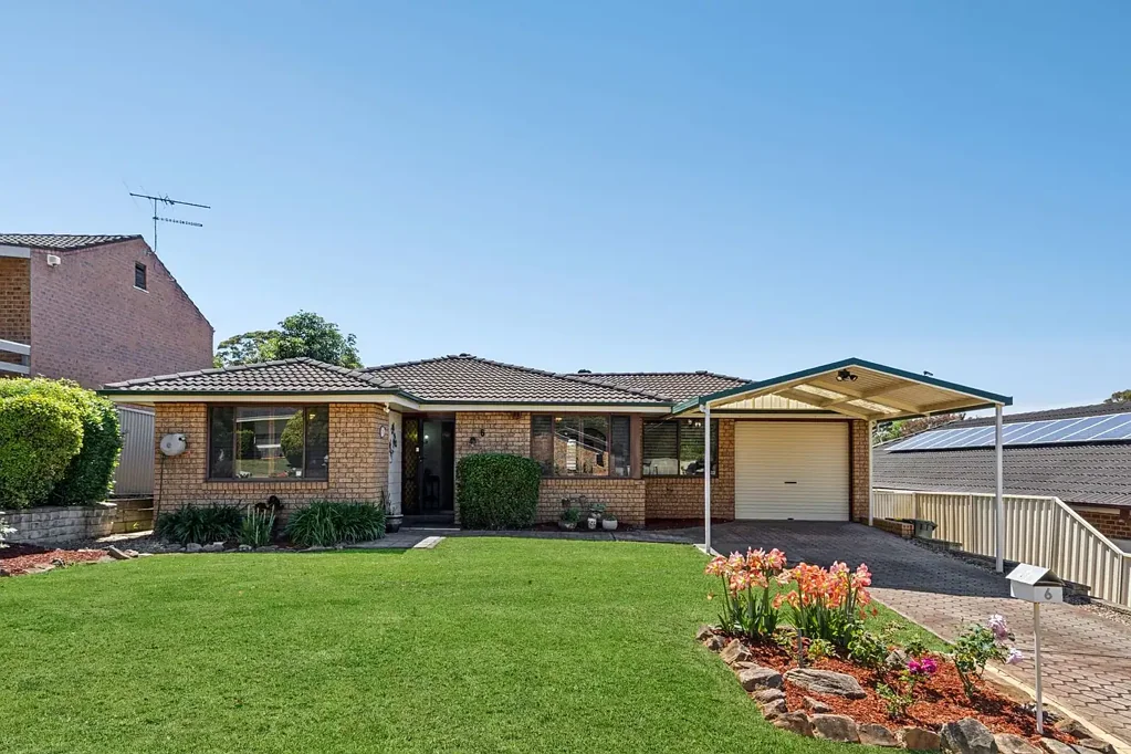 6 Squeers Place, Ambarvale, NSW 2560