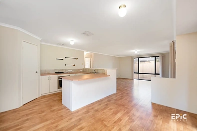12 Napoleon Way, Bertram, WA 6167, 4 rūma, 2 rūma horoi, House