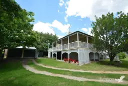 13 McGlew Street, Stanthorpe