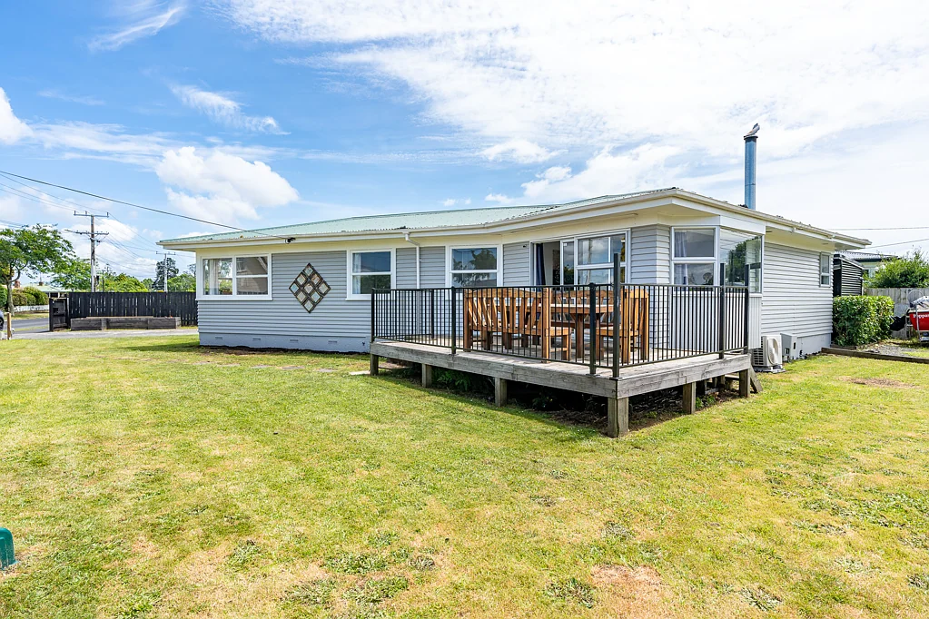 21 Jeanette Street, Glenview, Hamilton, Waikato