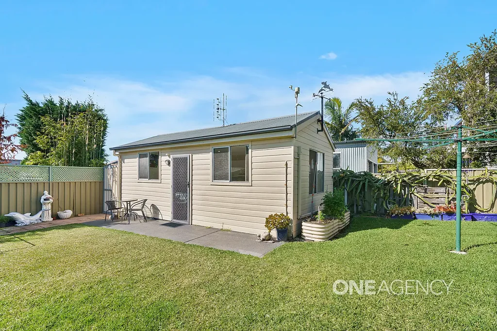 LOW-MAINTENANCE HOME CLOSE TO PLANTATION POINT