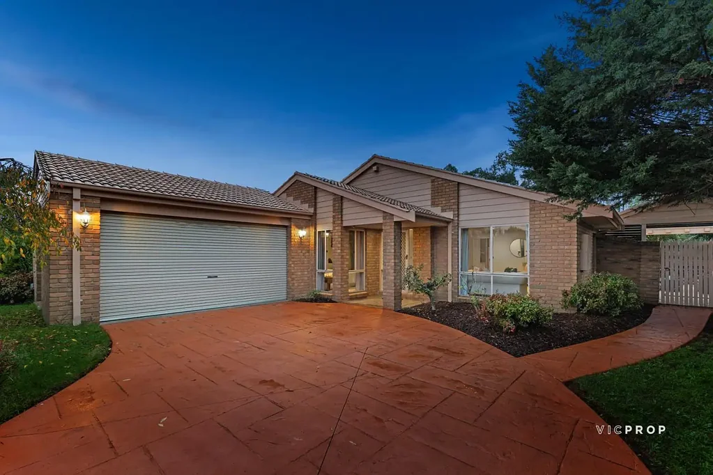 85 Taldra Drive, Ferntree Gully, VIC 3156