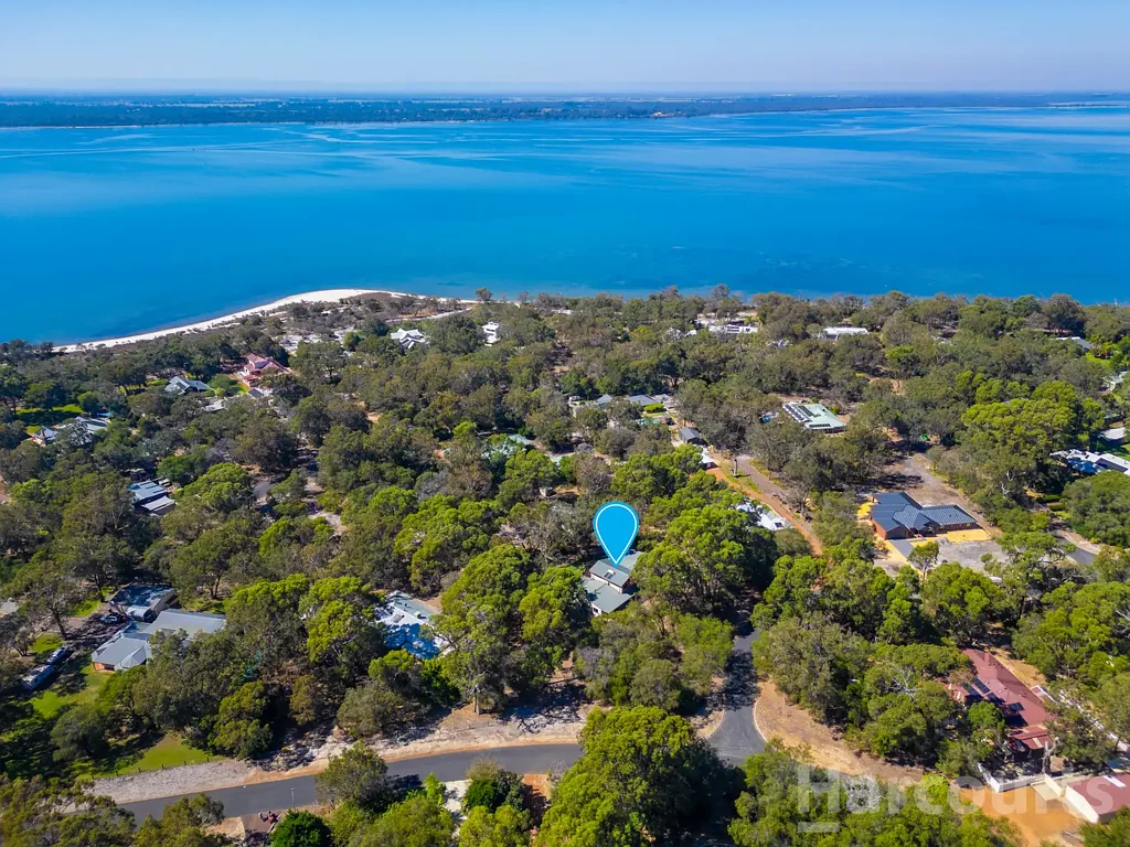 Bouvard 4ห้องนอน One Acre Family Haven just 350m from Estuary