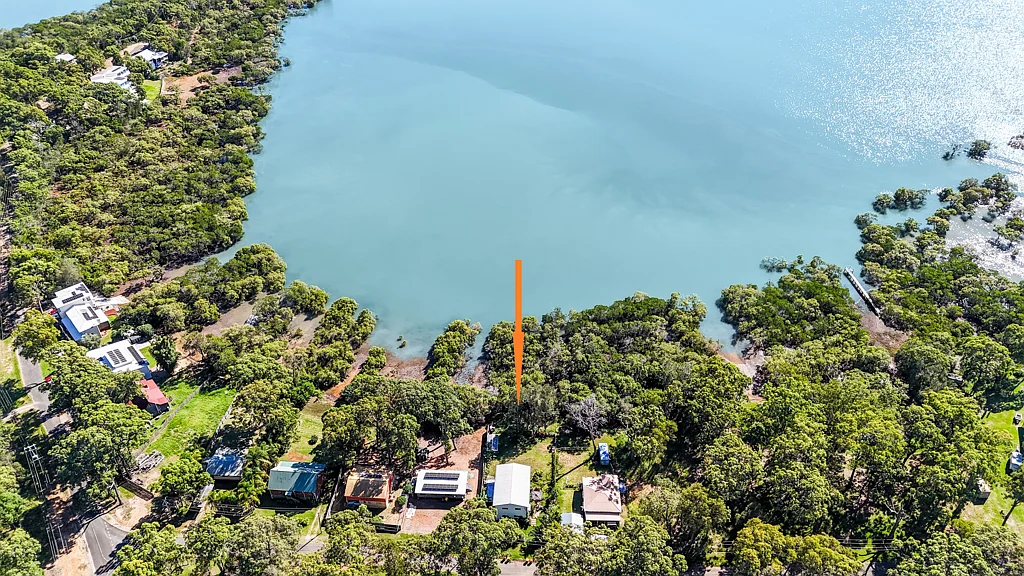 39 Blue Bay Crescent, Macleay Island, QLD 4184
