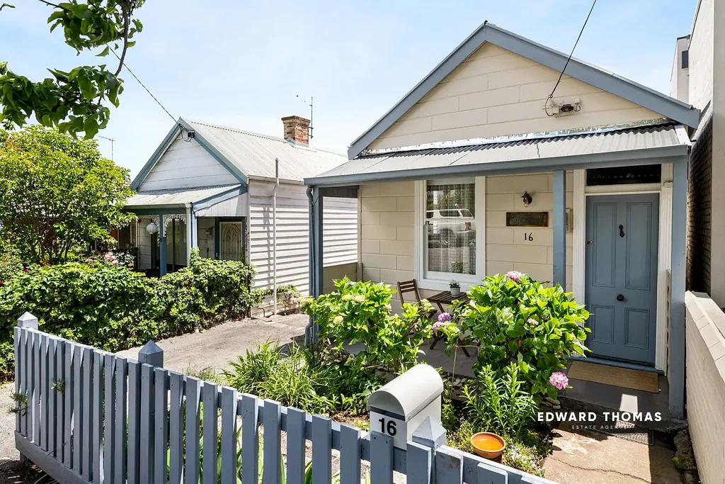 16 Bayswater Road, Kensington, VIC 3031