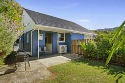 46 Handyside Street, Tawa