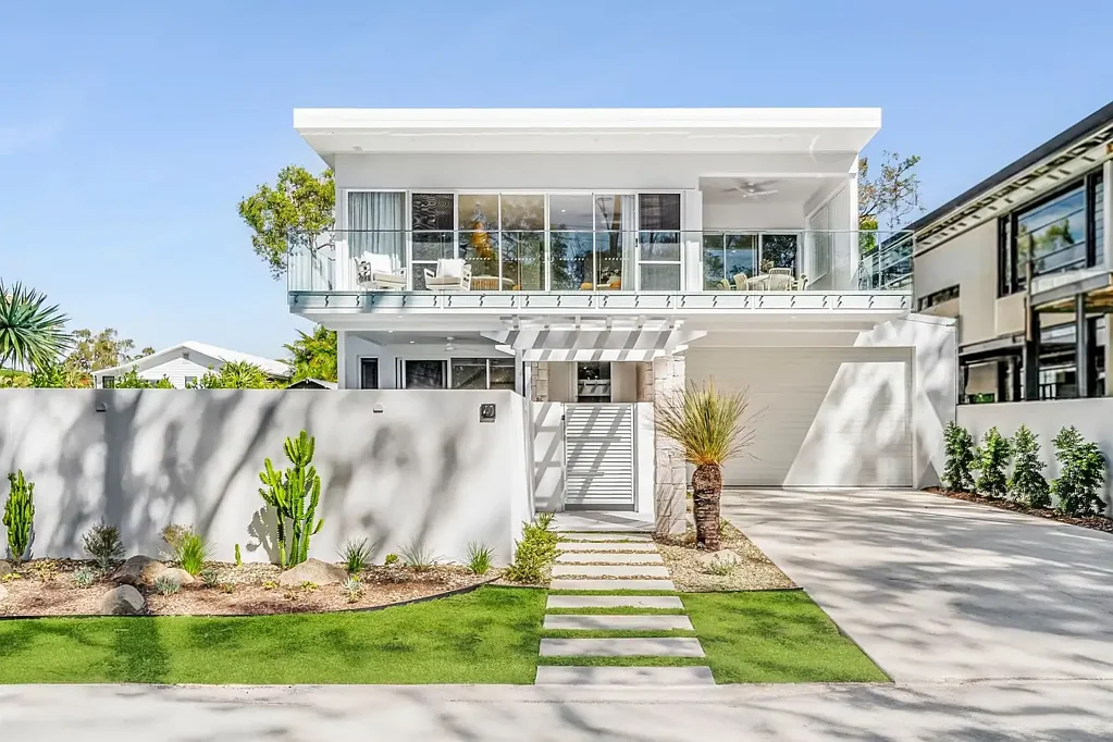 Noosa Heads 3ห้องนอน Exquisite New Noosa Heads Residence on the Waterfront