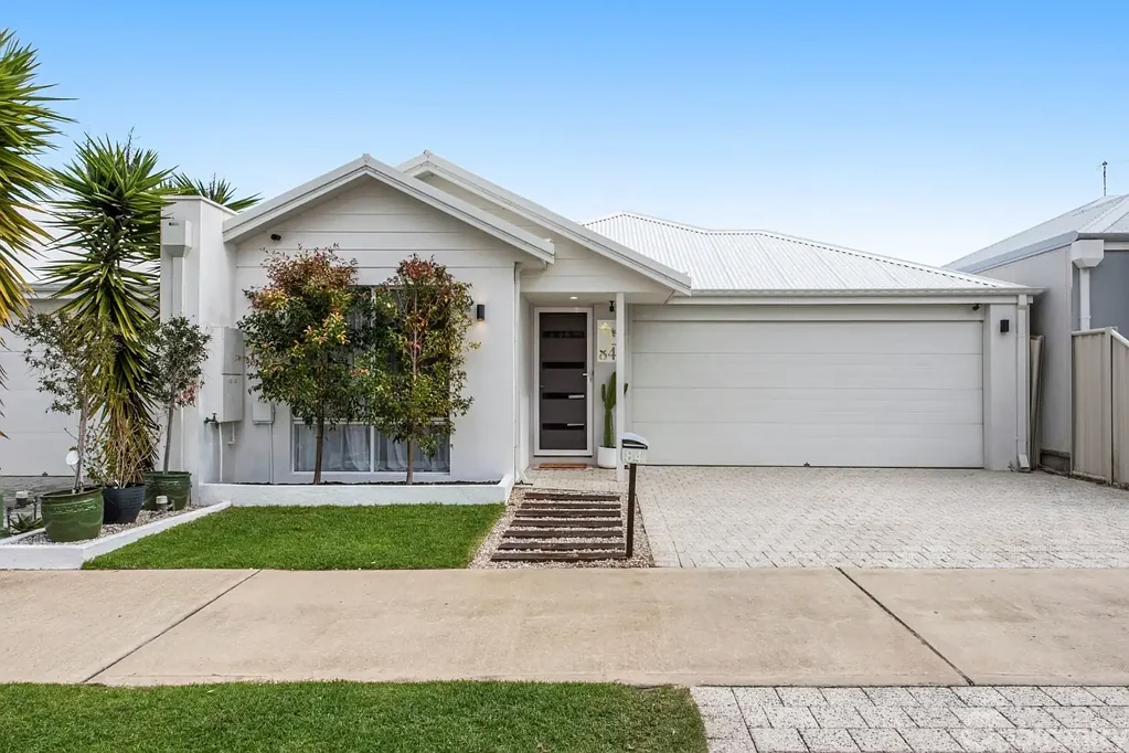 84 Allatoona Avenue, Golden Bay, WA 6174