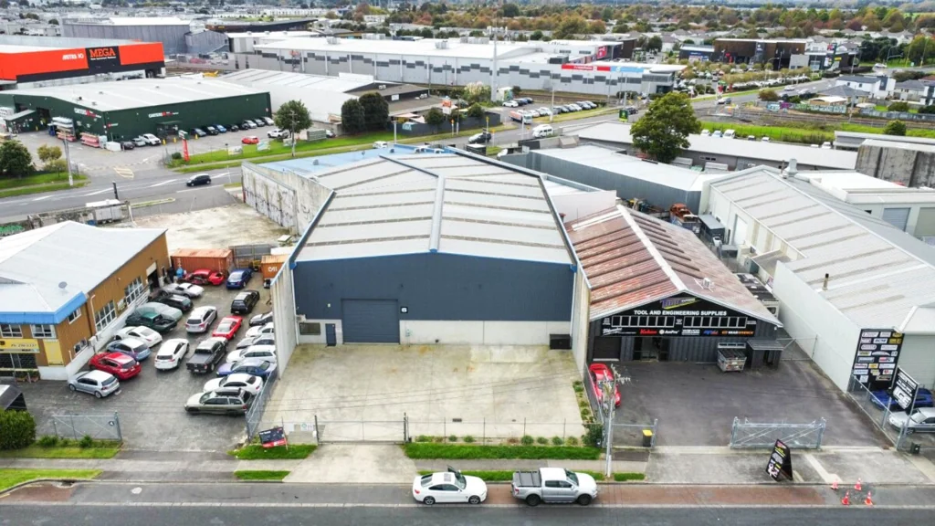 Takanini Versatile Takanini Warehouse with Offices