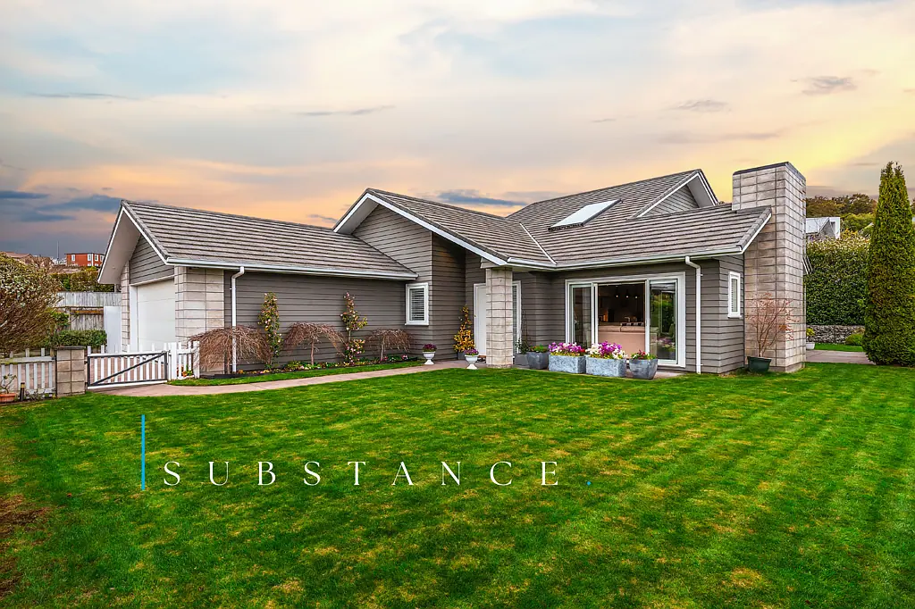 12 Coprosma Crescent, Waipahihi, Taupo, Central North Island