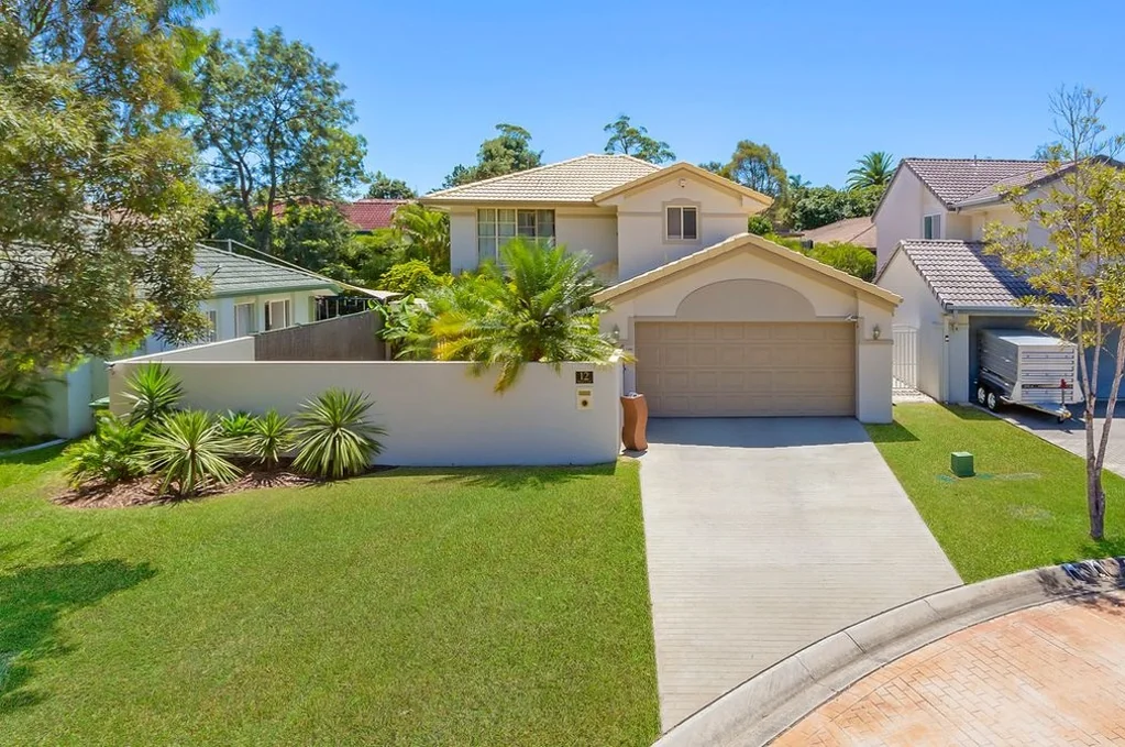 12 Royal Court, Ashmore, QLD 4214