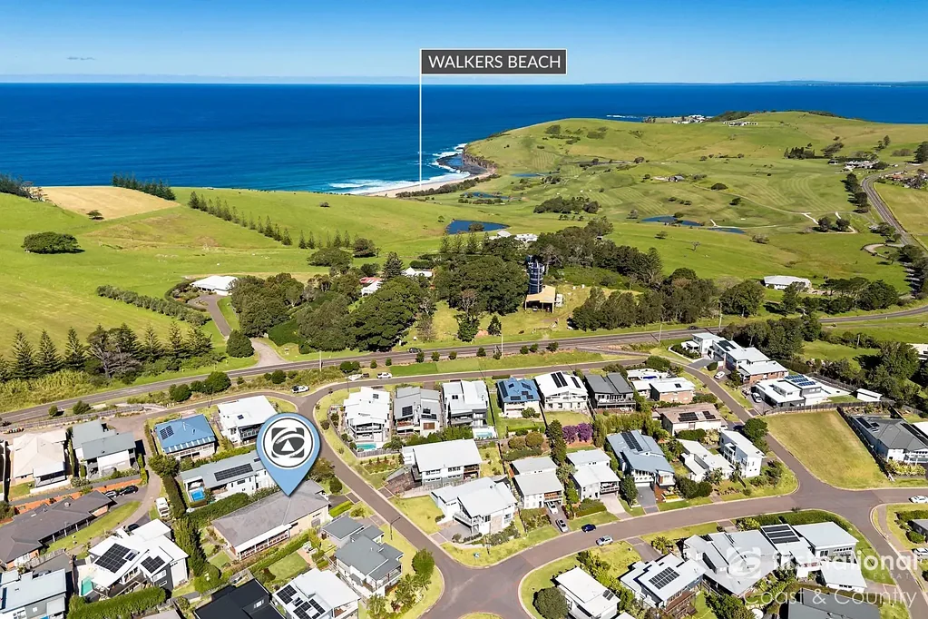 Gerringong 5房  Spacious Family Living with Stunning Escarpment Views