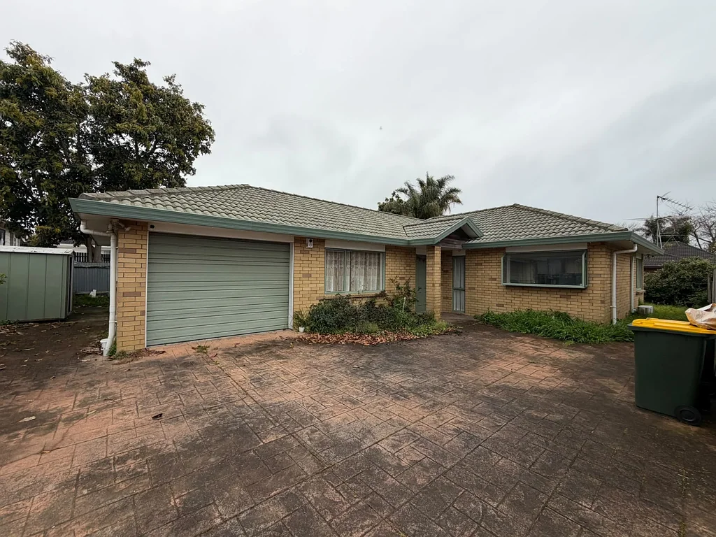Papakura 3ਬੈੱਡਰੂਮ Mortgagee Auction - Papakura Home
