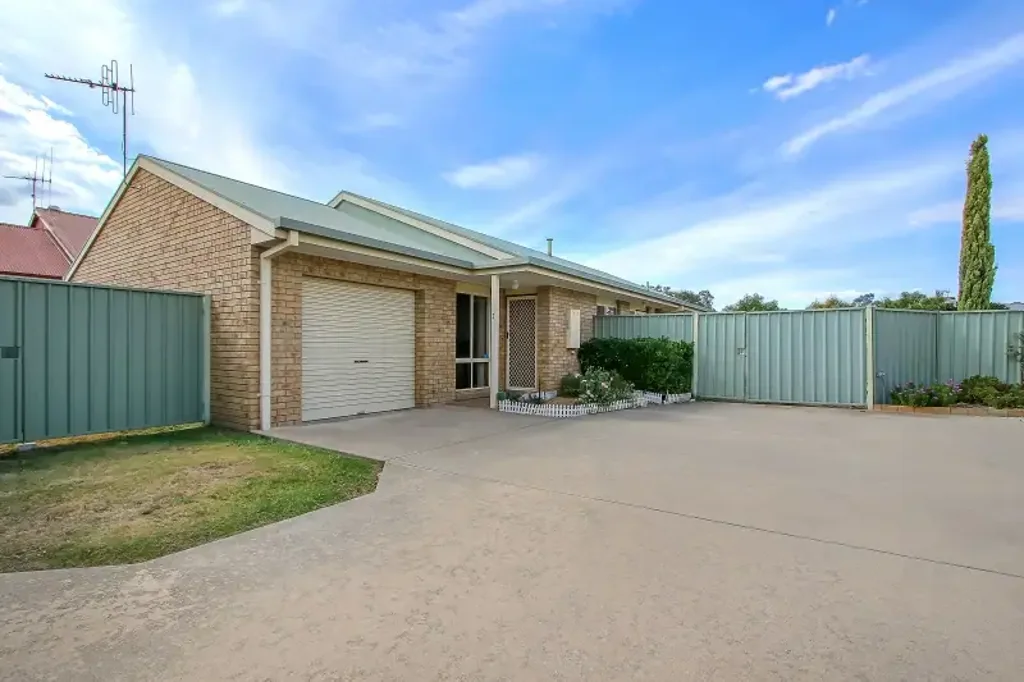 LOW MAINTENANCE LIVING WITH ROOM FOR A CARAVAN