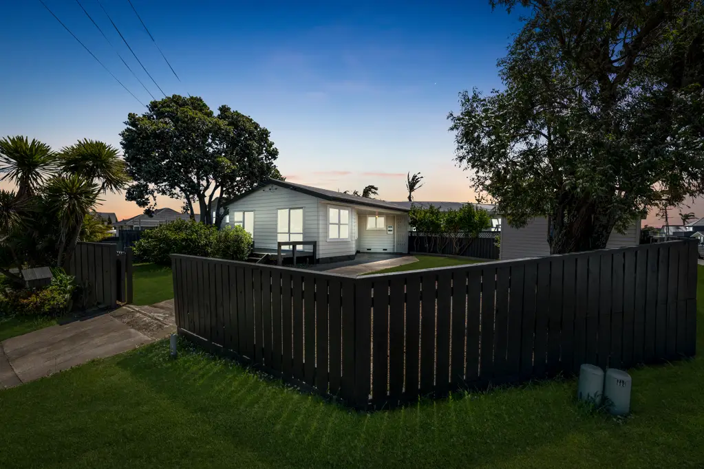 Bucklands Beach 3房  Present your offer- Great entry to Macleans!