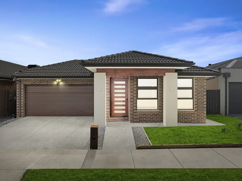 Donnybrook 4ห้องนอน Beautiful Family Home in Prime Location !