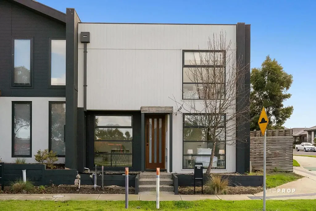 Wyndham Vale 4房 现代家庭生活，毗邻公园绿地，位于Wyndham Vale黄金地段 Closing Date Sale: Wednesday 2nd September at 5pm | Unless Sold Prior