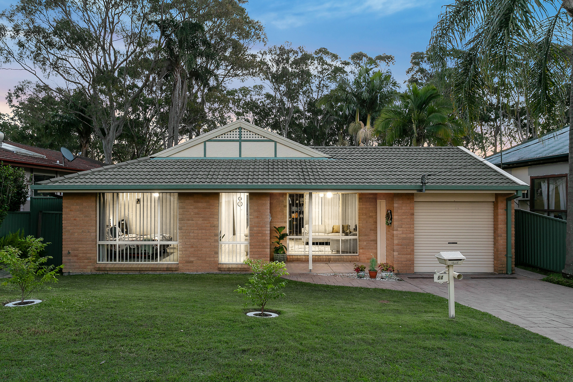 64 CADONIA RD, TUGGERAWONG NSW 2259, 0 રૂમ, 0 બાથરૂમ, House