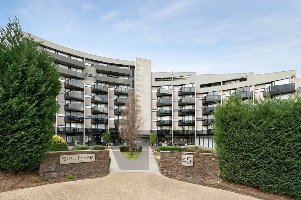 Maribyrnong 1ਬੈੱਡਰੂਮ Bright, modern apartment with lifestyle at your doorstep