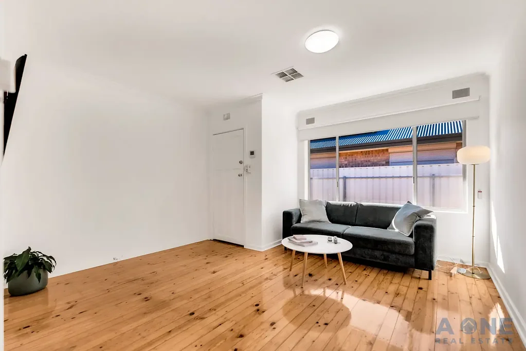 Stylish 3-Bedroom Unit in Kilburn, SA
