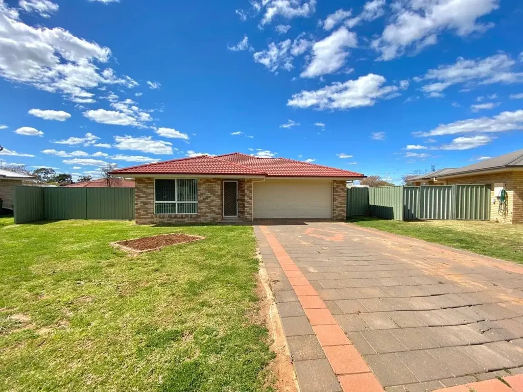 Ray White Real Estate Parkes