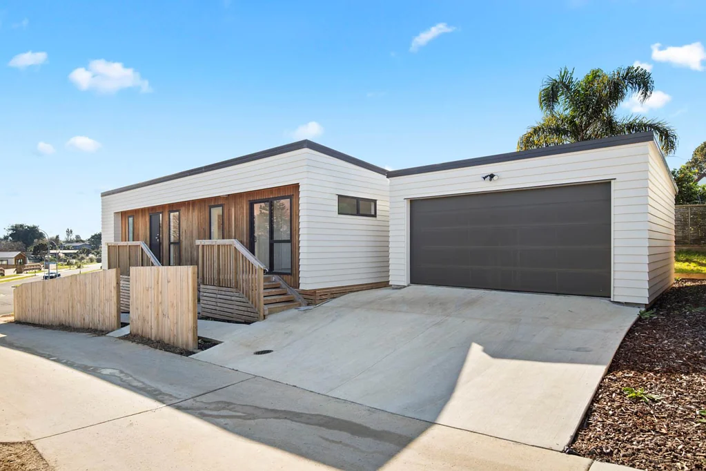 Waiuku 3Phòng ngủ New Home. A Perfect Blend of Comfort & Convenience