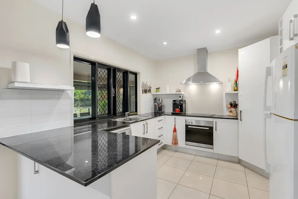 11 Shelbourne Street, Bentley Park, QLD 4869