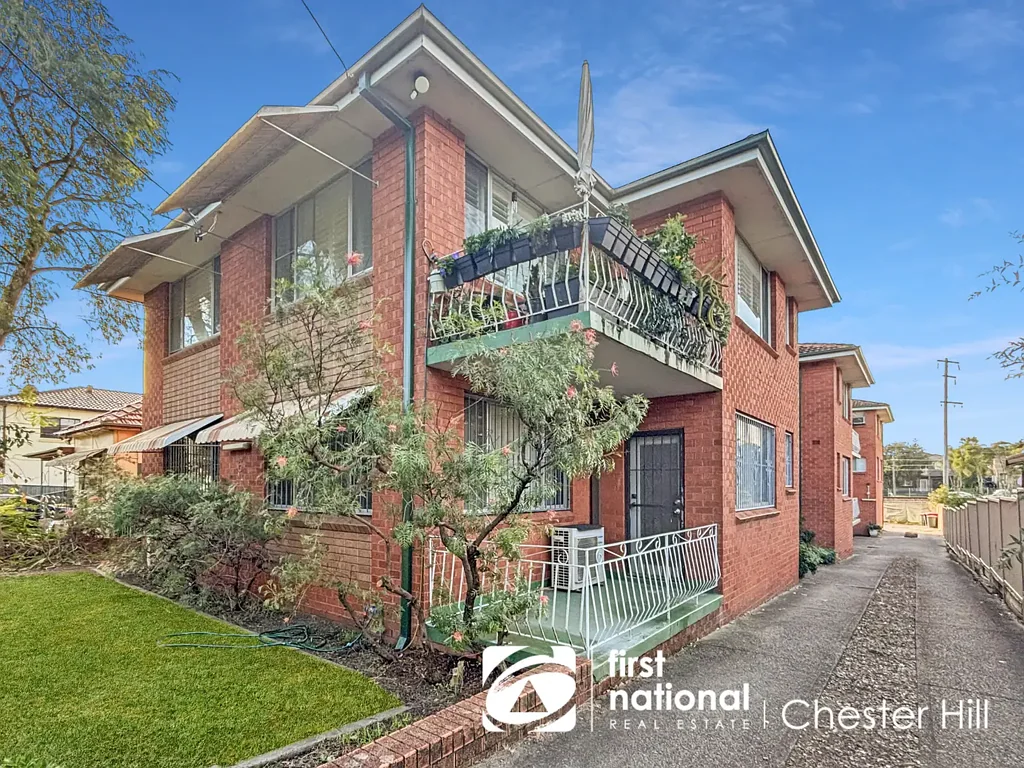Renovated 2 Bedroom Unit